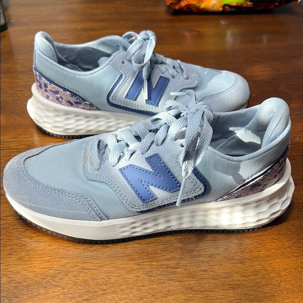 New Balance Women's Blue Sneakers - New without a box